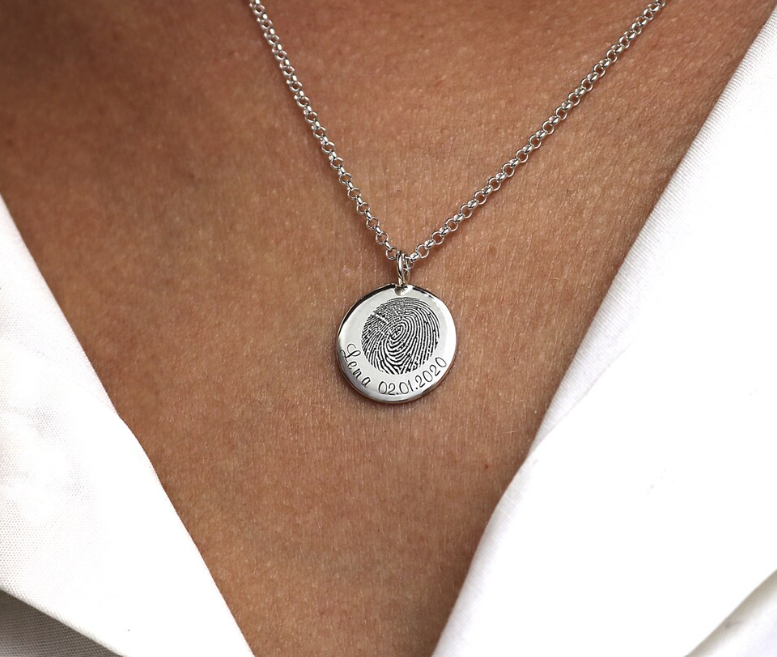 Chain Necklace Fingerprint Impression